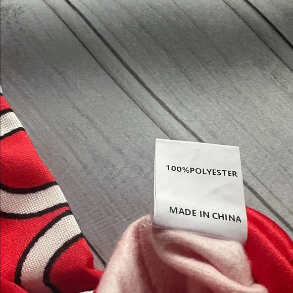 NWT Women's Snoopy & Woodstock ,Red and White Hoodie - Picture 5 of 5